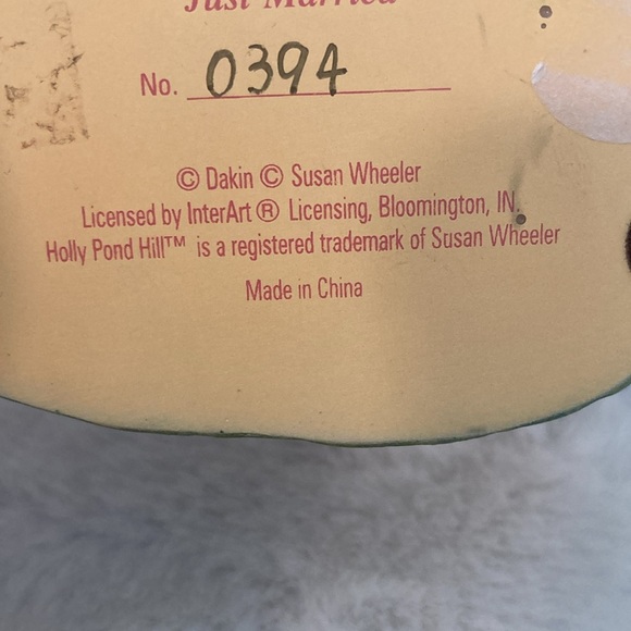 Dakin Susan Wheeler Holly Pond Hill Just Married Bunny Figurine - Picture 12 of 14